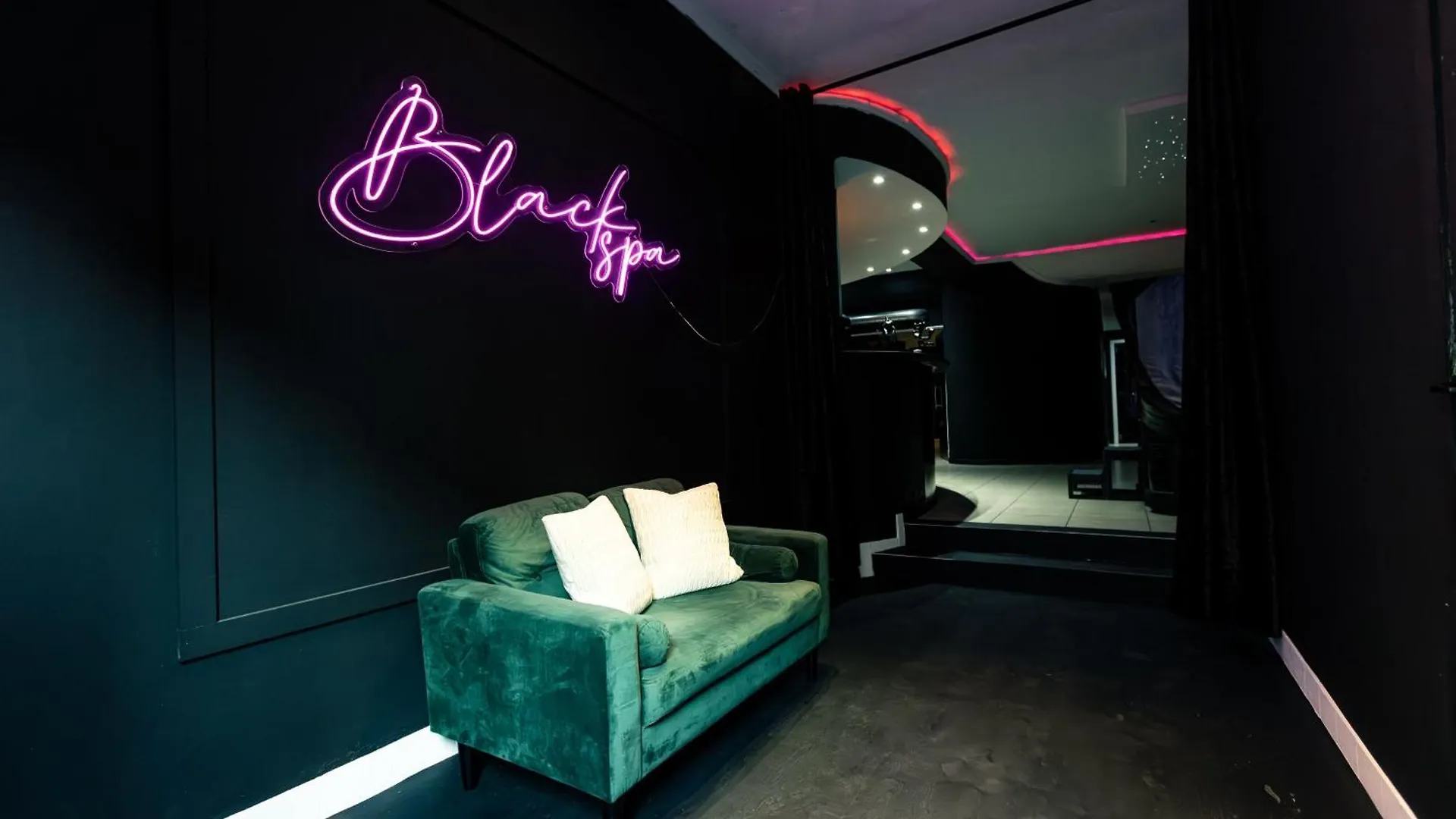 Bed & Breakfast Blvck Spa Brussels